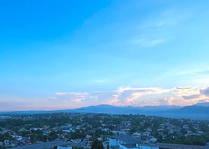 Hotel The Residences At Commonwealth Quezon By Snazzy Staycation Manila